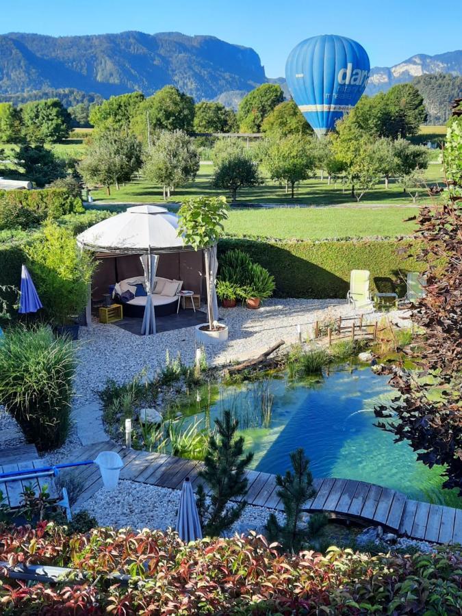 Garden Paradise Bled Apartments - Garden, Pond And Castle View Bagian luar foto