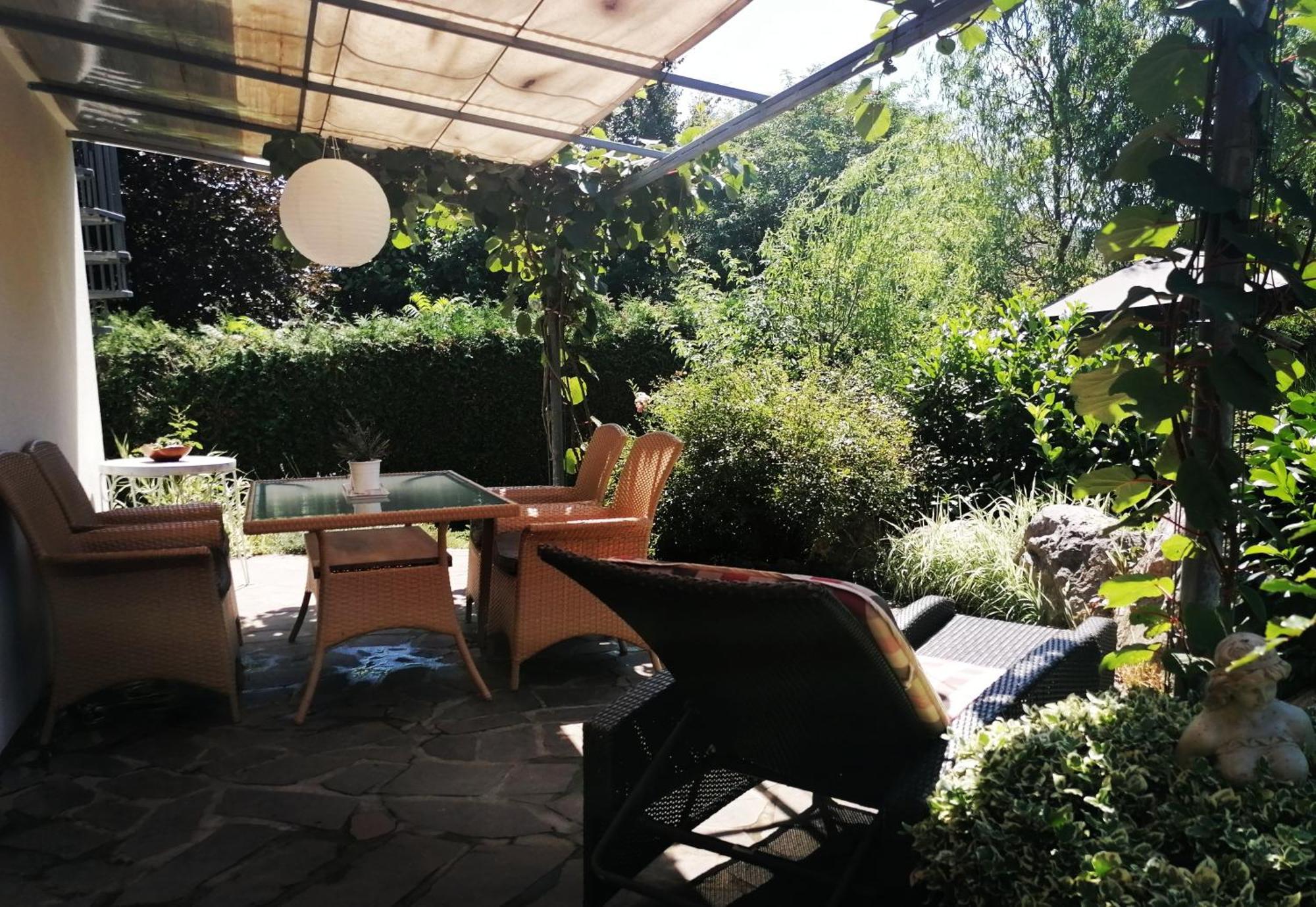 Garden Paradise Bled Apartments - Garden, Pond And Castle View Bagian luar foto