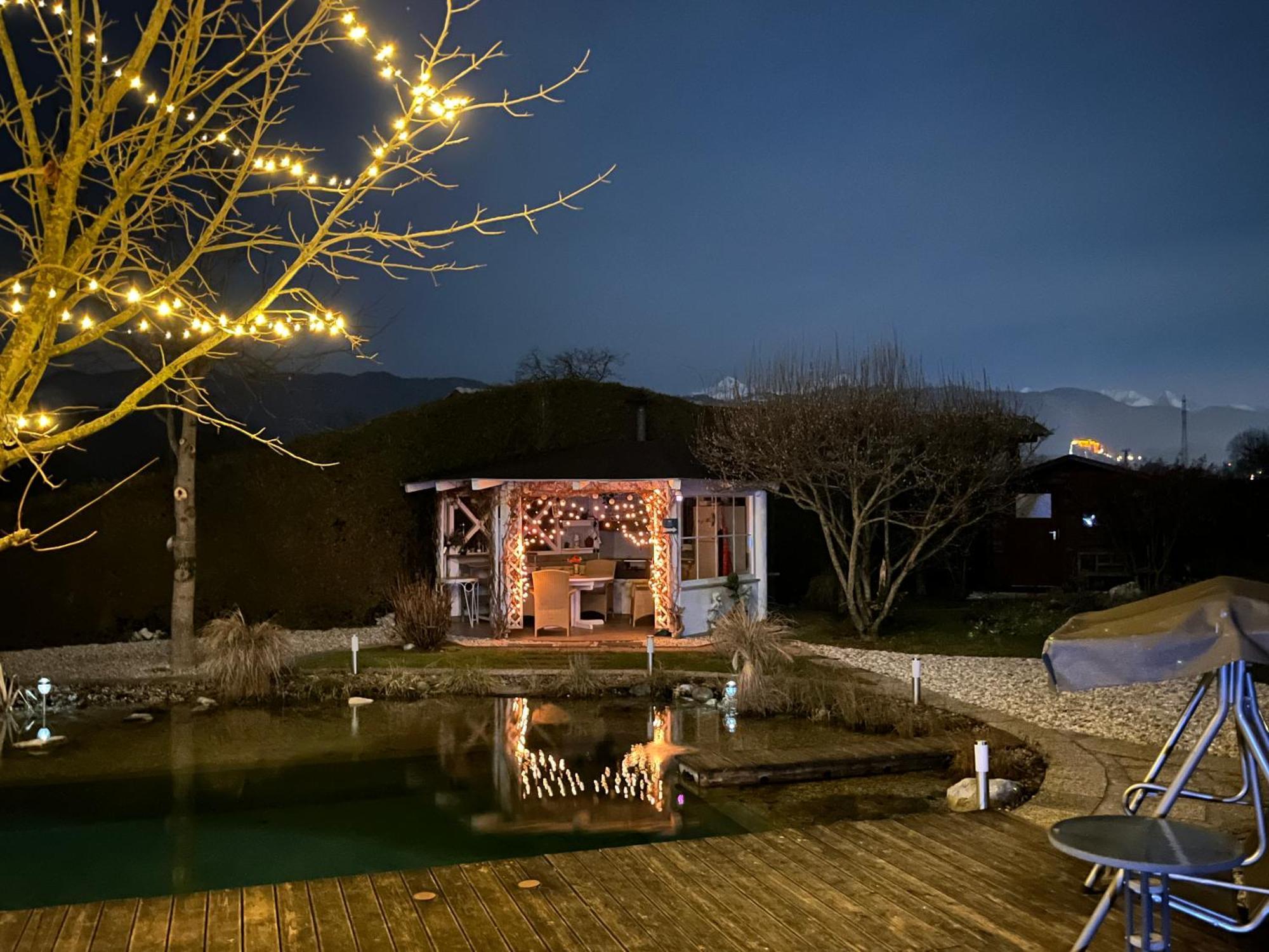 Garden Paradise Bled Apartments - Garden, Pond And Castle View Bagian luar foto