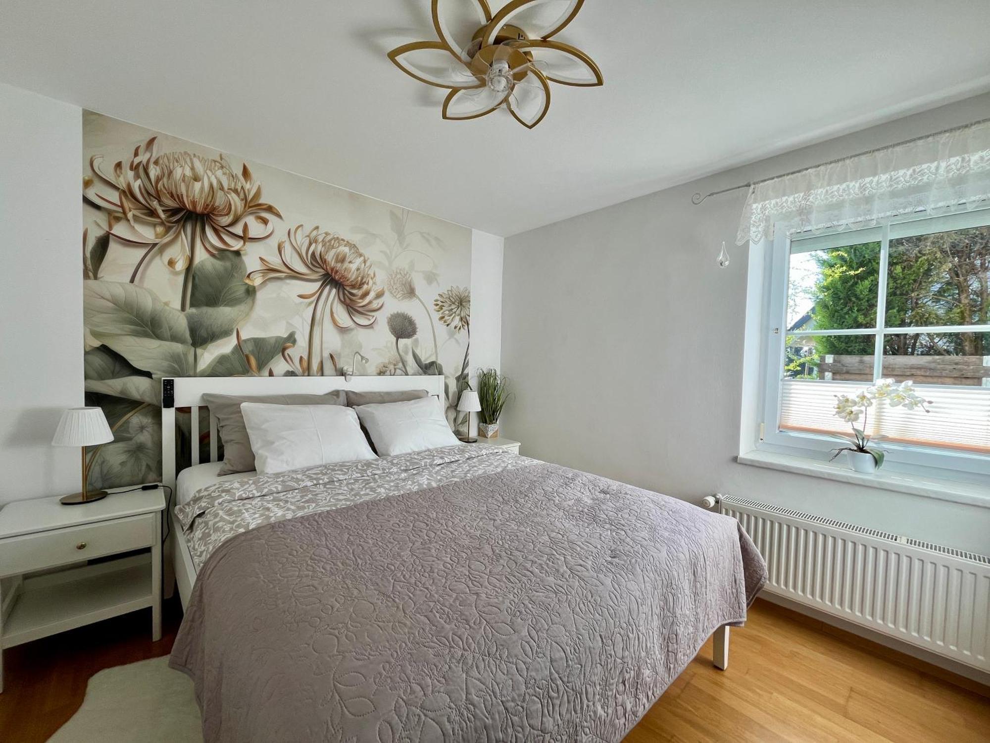 Garden Paradise Bled Apartments - Garden, Pond And Castle View Bagian luar foto